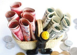 人民幣兌美元匯率大幅下跌 背景、影響與展望